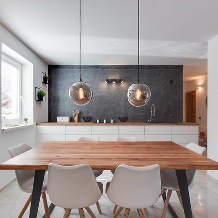 Apartments Julian Explore Rateče Екстериор снимка